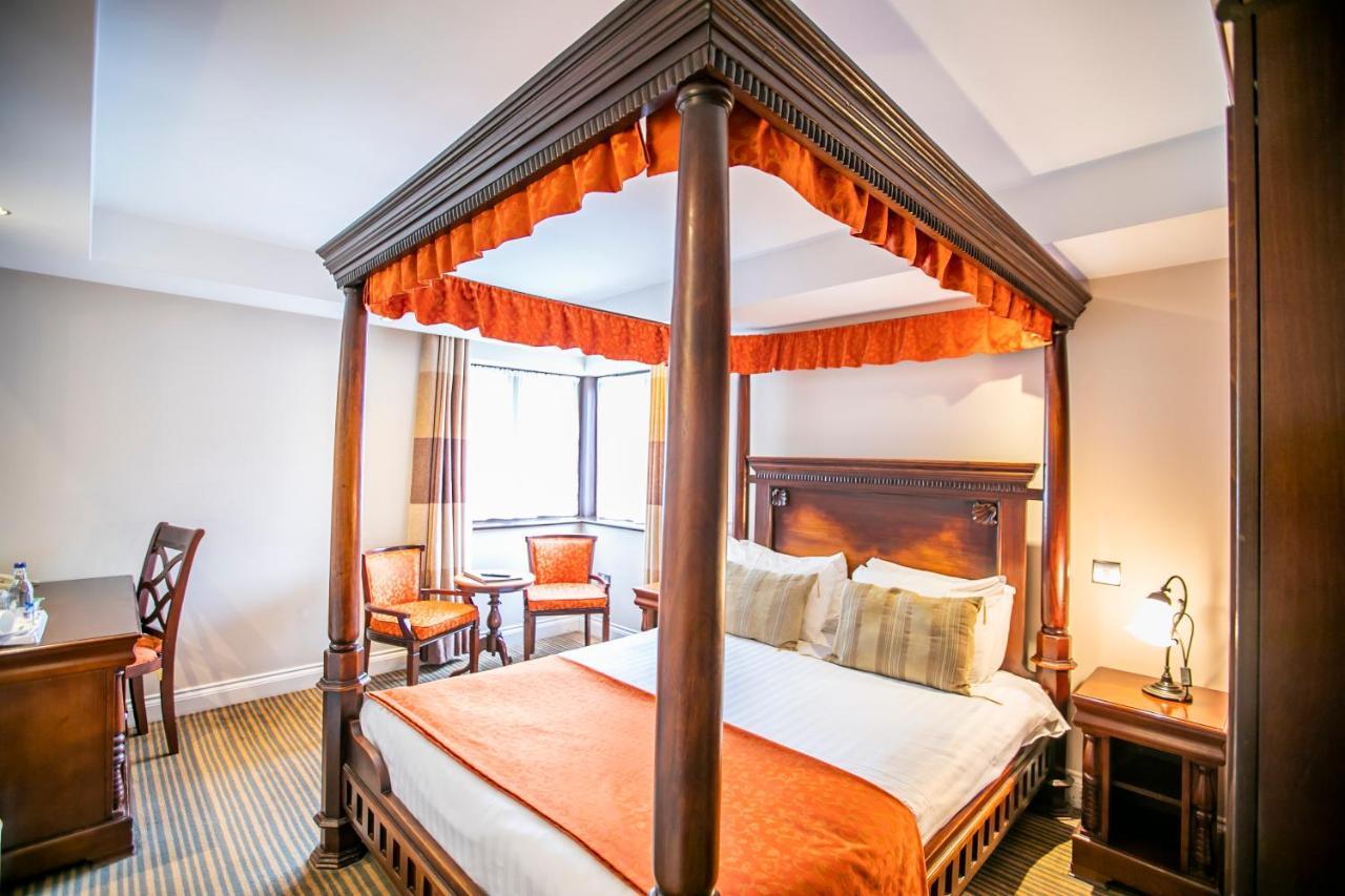 The Casa Hotel, Sure Hotel Collection By Best Western Yateley Bagian luar foto