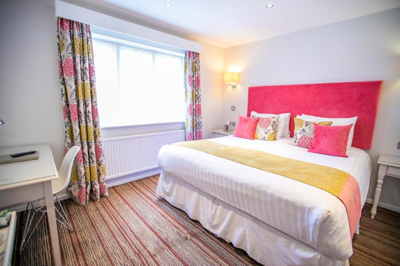 The Casa Hotel, Sure Hotel Collection By Best Western Yateley Bagian luar foto