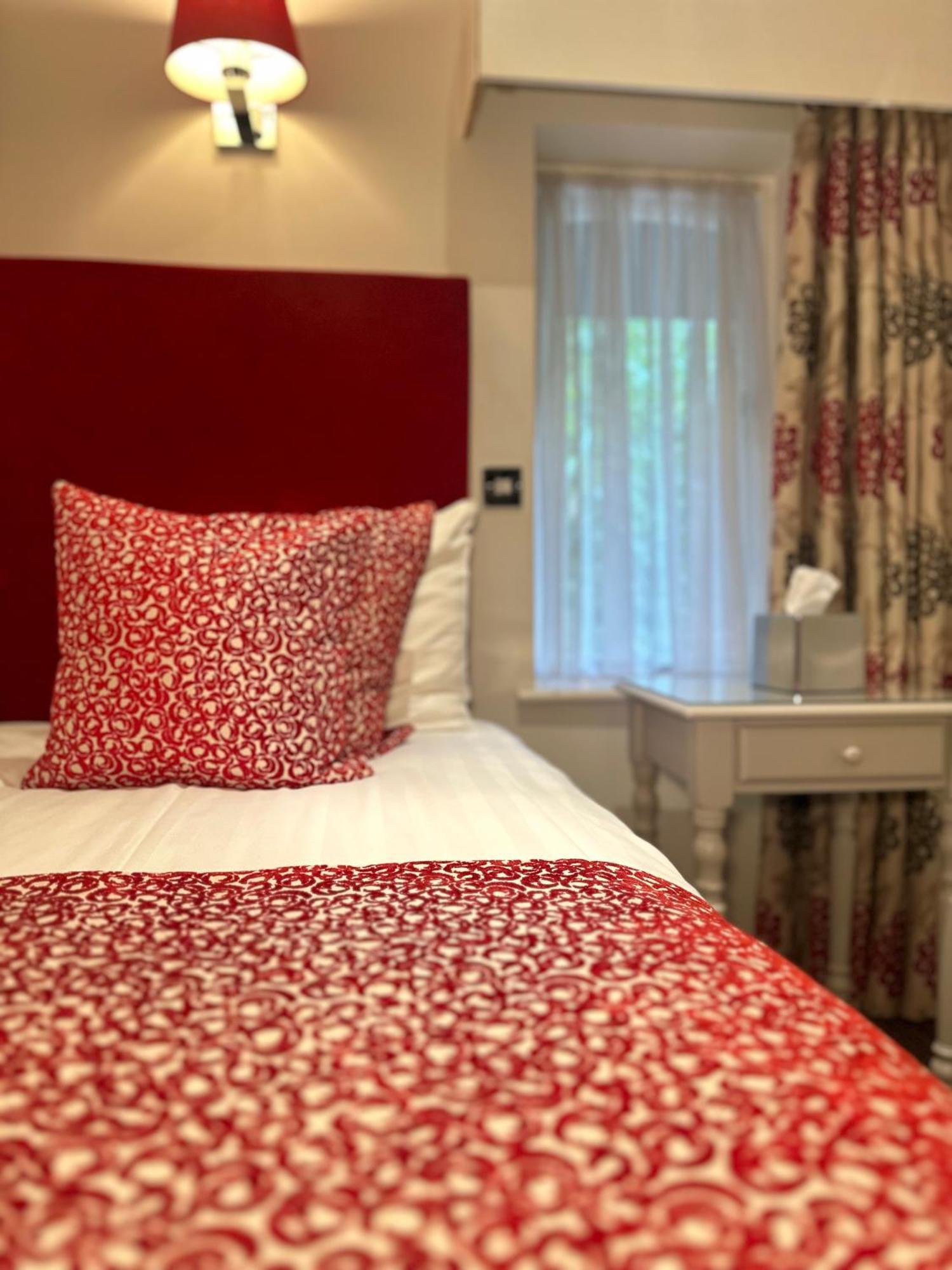 The Casa Hotel, Sure Hotel Collection By Best Western Yateley Bagian luar foto