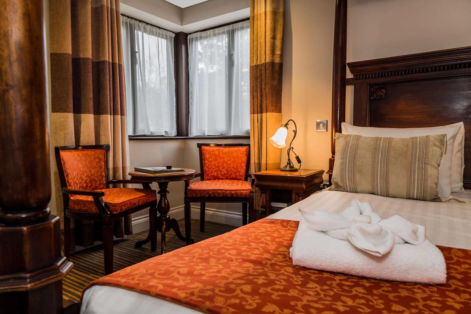The Casa Hotel, Sure Hotel Collection By Best Western Yateley Bagian luar foto