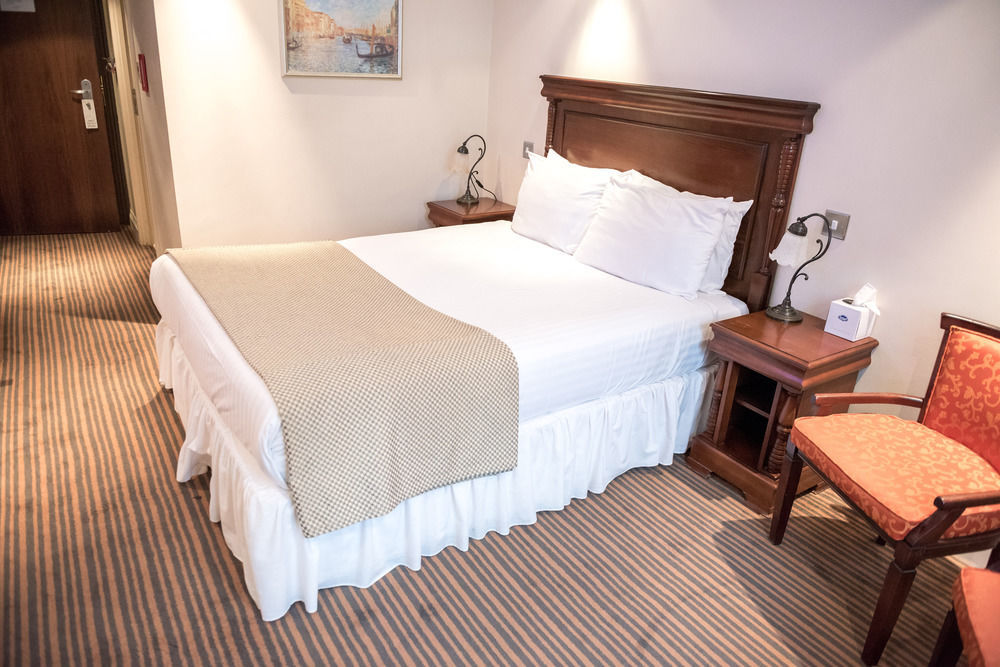 The Casa Hotel, Sure Hotel Collection By Best Western Yateley Bagian luar foto