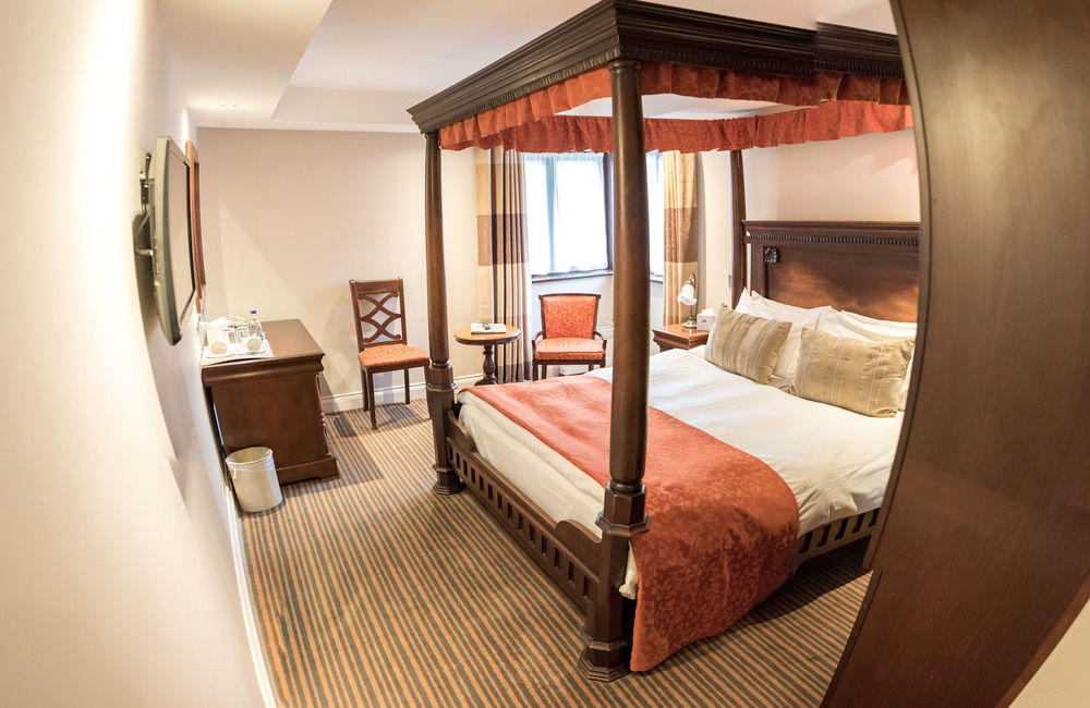 The Casa Hotel, Sure Hotel Collection By Best Western Yateley Bagian luar foto